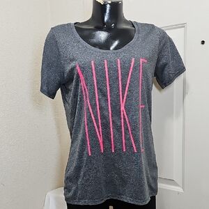 Nike Women's Gray and Pink Top